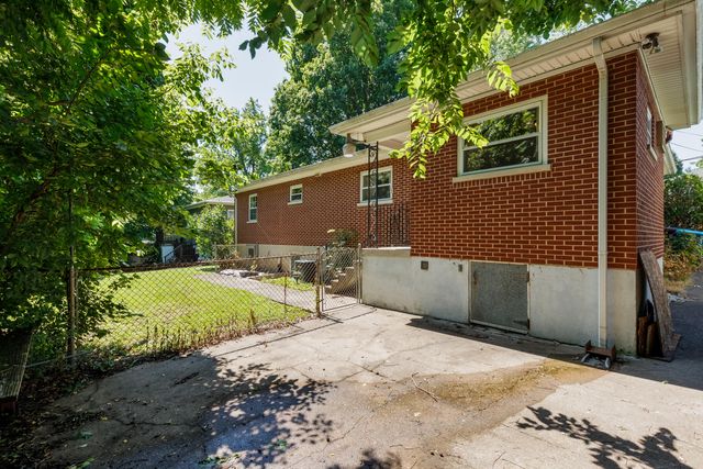 10 Faye Drive, Latonia, KY 41015
