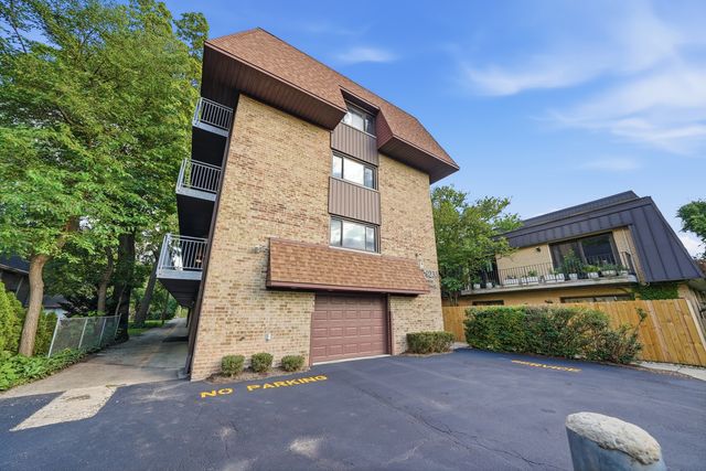 6233 N NIAGARA Avenue 4A, Chicago, IL 60631