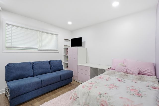 6233 N NIAGARA Avenue 4A, Chicago, IL 60631
