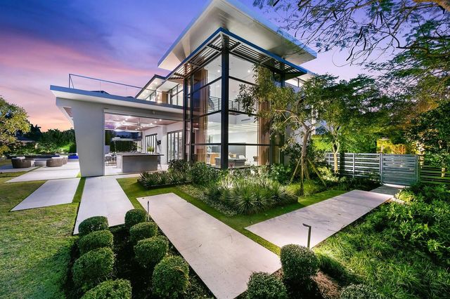 10691 Golden Eagle Court, Plantation, FL 33324