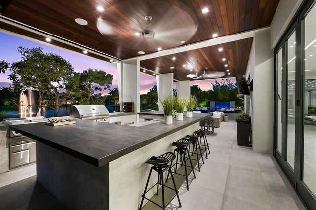 10691 Golden Eagle Court, Plantation, FL 33324