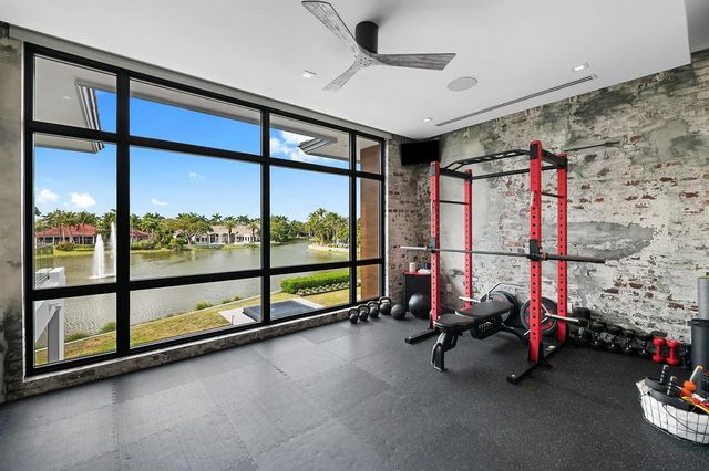 10691 Golden Eagle Court, Plantation, FL 33324