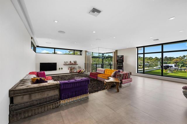 10691 Golden Eagle Court, Plantation, FL 33324