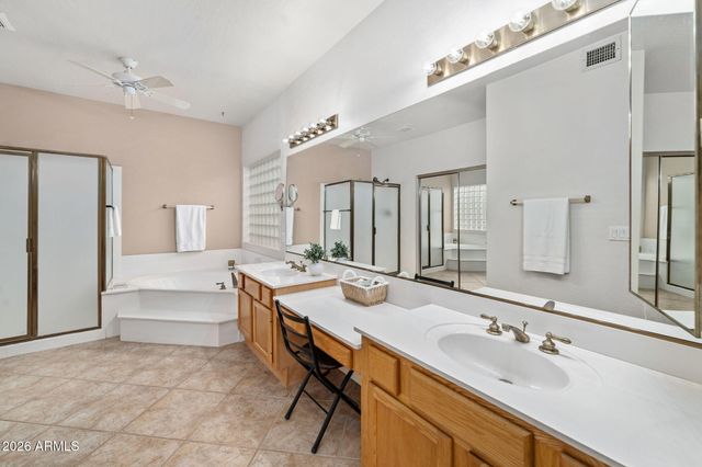 5225 W DEL RIO Street, Chandler, AZ 85226