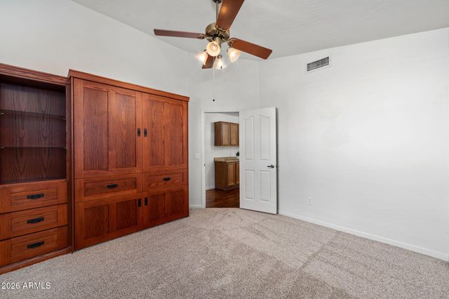 5225 W DEL RIO Street, Chandler, AZ 85226