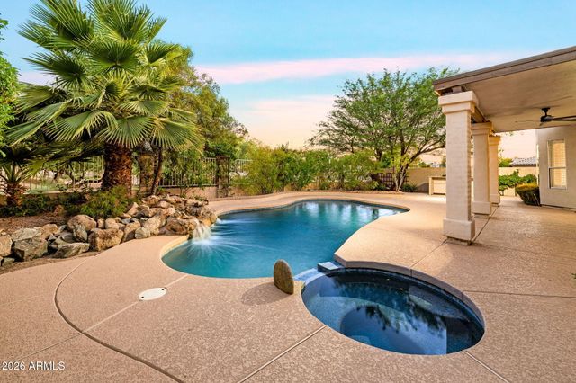 5225 W DEL RIO Street, Chandler, AZ 85226