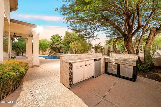 5225 W DEL RIO Street, Chandler, AZ 85226