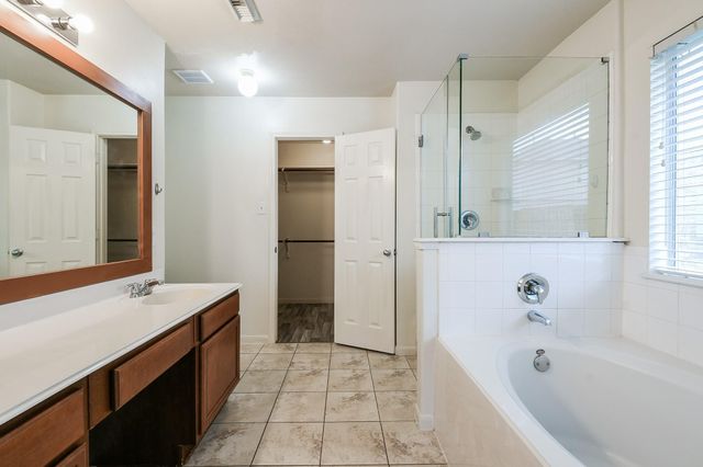 8334 Loetsch Ridge Way, Spring, TX 77379