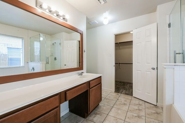 8334 Loetsch Ridge Way, Spring, TX 77379