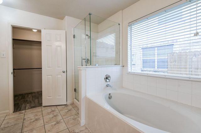 8334 Loetsch Ridge Way, Spring, TX 77379