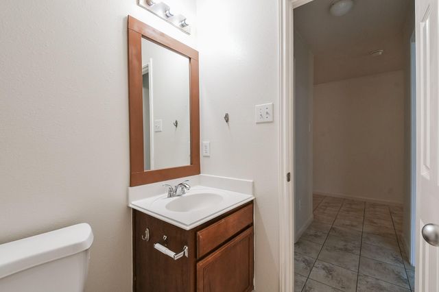 8334 Loetsch Ridge Way, Spring, TX 77379