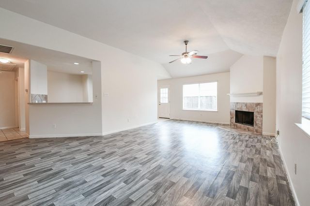 8334 Loetsch Ridge Way, Spring, TX 77379