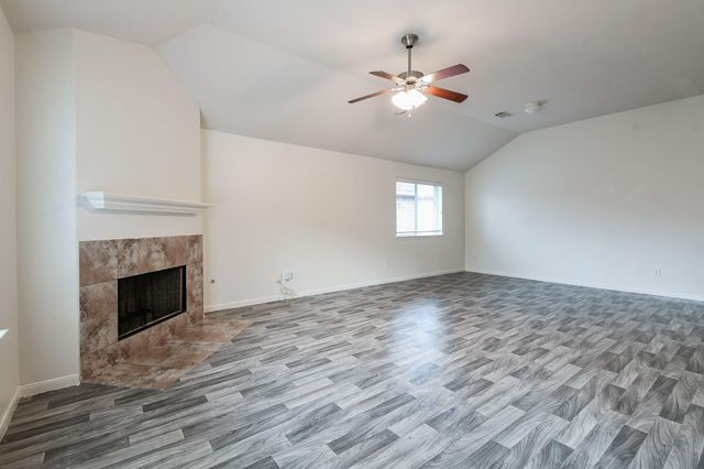 8334 Loetsch Ridge Way, Spring, TX 77379