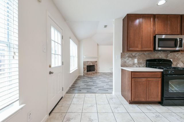 8334 Loetsch Ridge Way, Spring, TX 77379