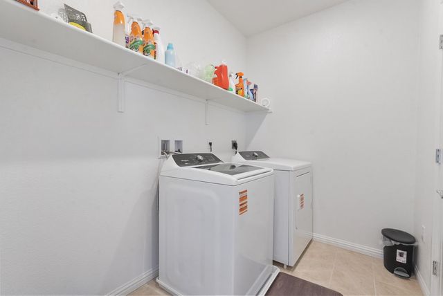 1533 Finestra Dr, Manteca, CA 95337