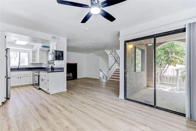 107 S Helberta Avenue 4, Redondo Beach, CA 90277