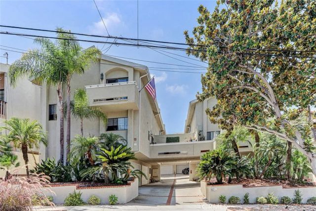 107 S Helberta Avenue 4, Redondo Beach, CA 90277