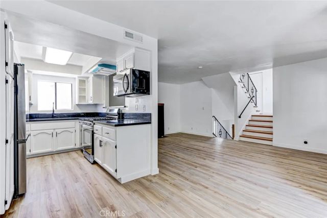 107 S Helberta Avenue 4, Redondo Beach, CA 90277