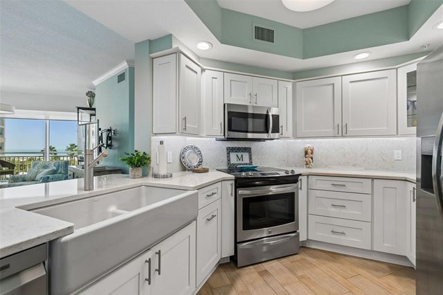 1170 GULF BOULEVARD 403, Clearwater Beach, FL 33767