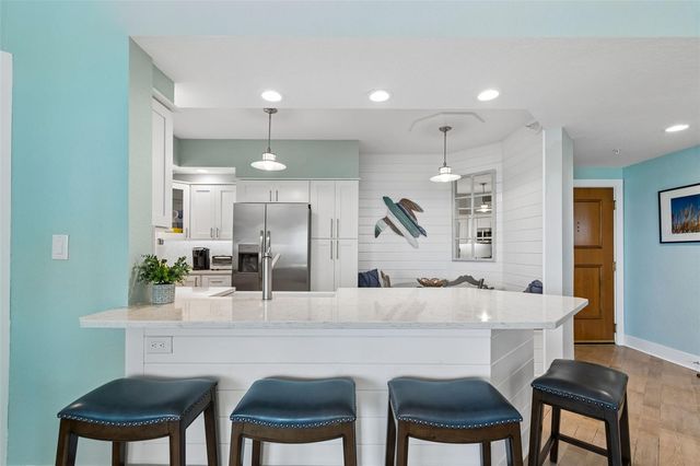1170 GULF BOULEVARD 403, Clearwater Beach, FL 33767