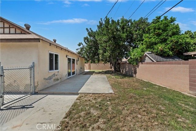2871 E Tyler, Long Beach, CA 90810