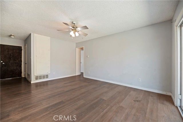 2871 E Tyler, Long Beach, CA 90810