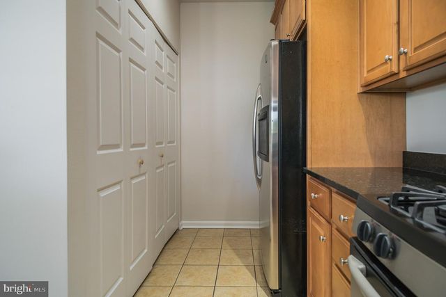 13071 MARCEY CREEK RD, Herndon, VA 20171