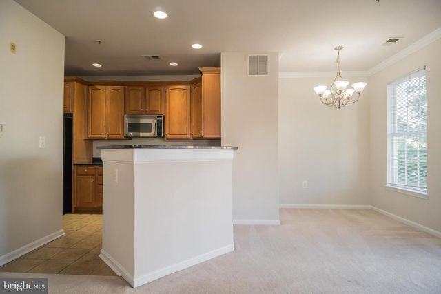 13071 MARCEY CREEK RD, Herndon, VA 20171