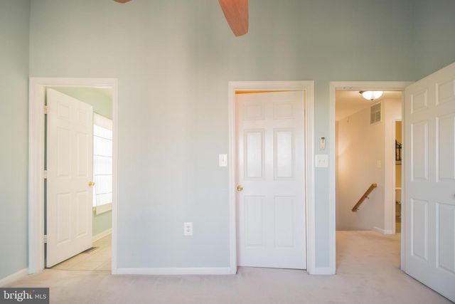 13071 MARCEY CREEK RD, Herndon, VA 20171