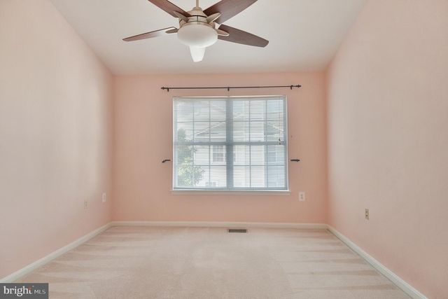 13071 MARCEY CREEK RD, Herndon, VA 20171