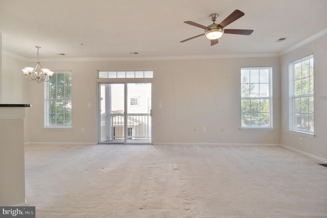 13071 MARCEY CREEK RD, Herndon, VA 20171