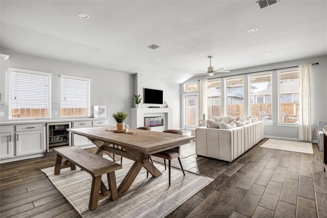 8201 Yokohama TER, Austin, TX 78744