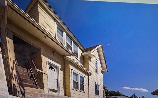 616 Monroe Street NE, Minneapolis, MN 55413