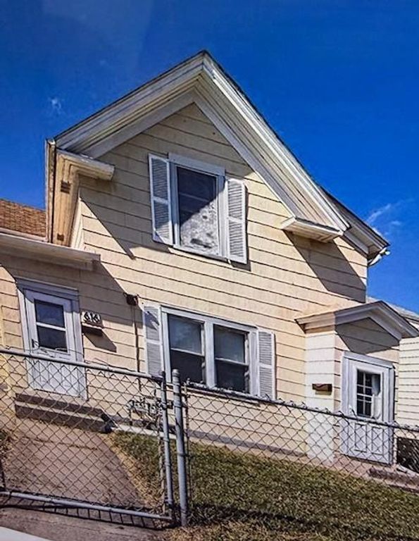 616 Monroe Street NE, Minneapolis, MN 55413