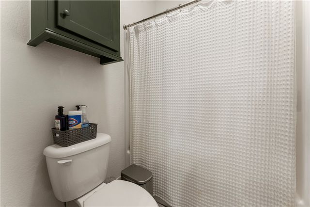 1706 NE Chaucer Street, Bentonville, AR 72712