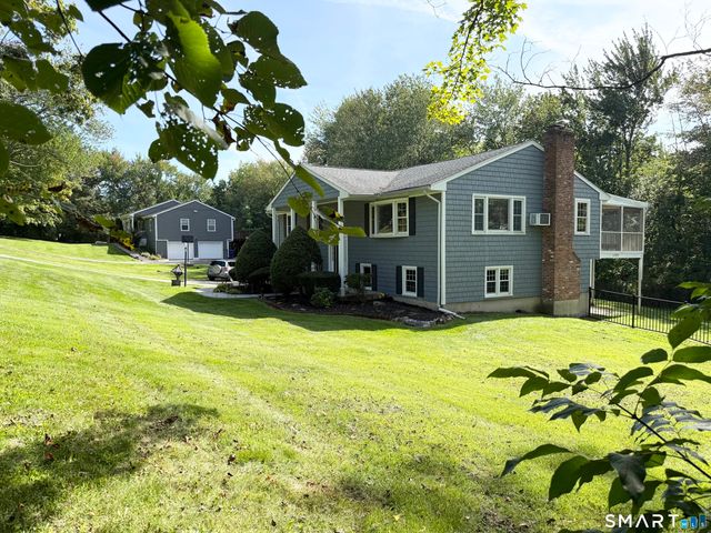 20 Beech Tree Road, Brookfield, CT 06804