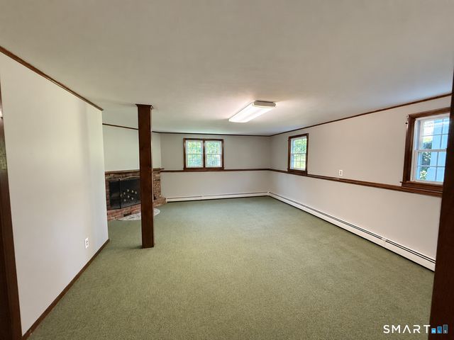 20 Beech Tree Road, Brookfield, CT 06804