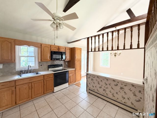 20 Beech Tree Road, Brookfield, CT 06804