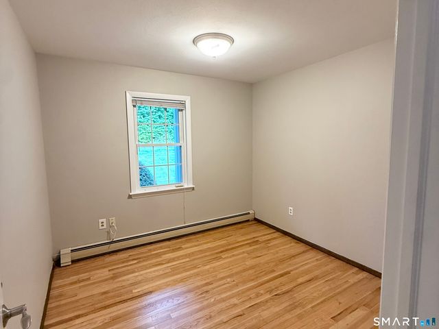 20 Beech Tree Road, Brookfield, CT 06804