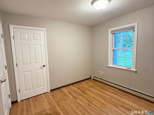 20 Beech Tree Road, Brookfield, CT 06804