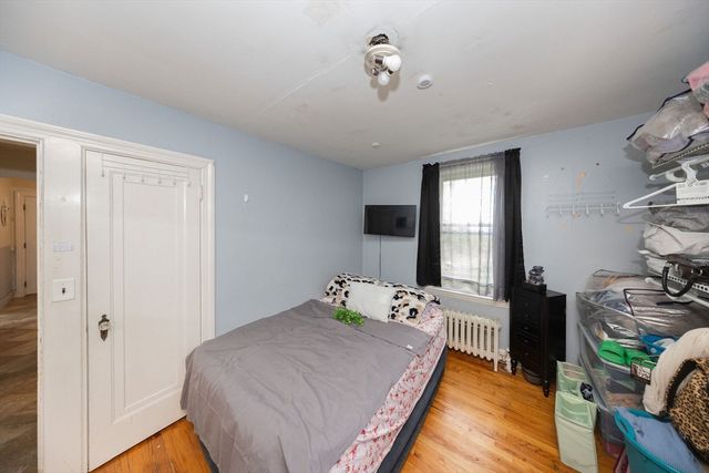 217 W Main St, Dudley, MA 01571