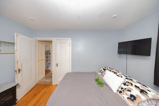 217 W Main St, Dudley, MA 01571