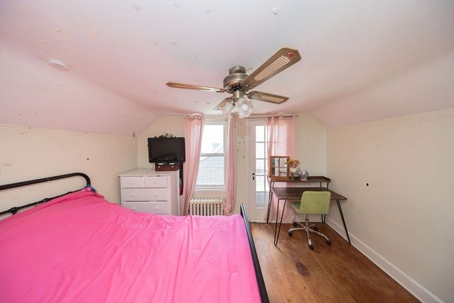 217 W Main St, Dudley, MA 01571