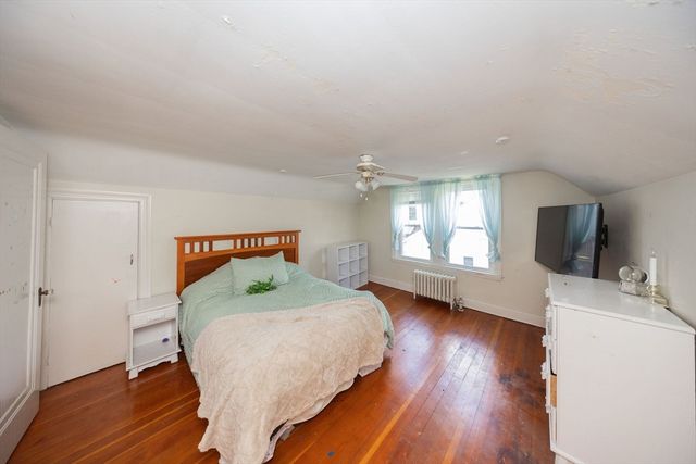217 W Main St, Dudley, MA 01571
