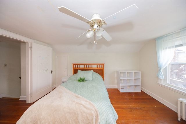 217 W Main St, Dudley, MA 01571