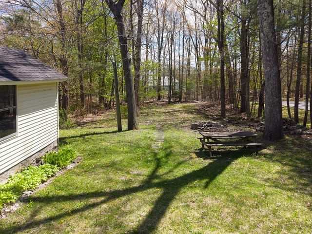 217 W Main St, Dudley, MA 01571
