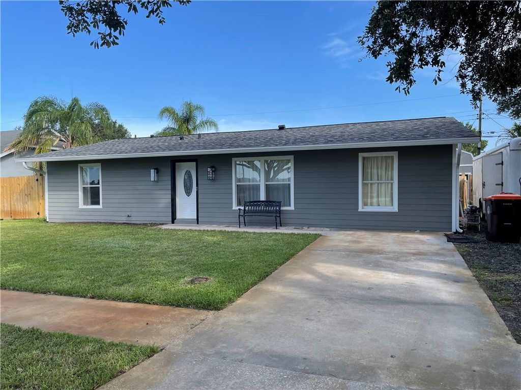 433 20th Street SW, Vero Beach, FL 32962