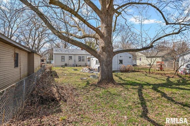 1720 N 21ST Street, Springfield, IL 62702