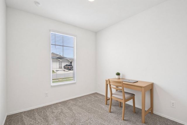 599 Arnold LOOP B, Kyle, TX 78640