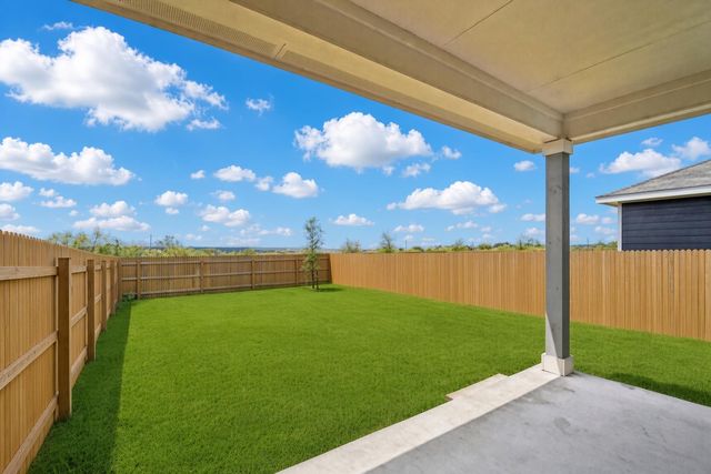 599 Arnold LOOP B, Kyle, TX 78640